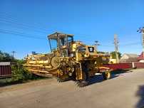 Combina New Holland 1530