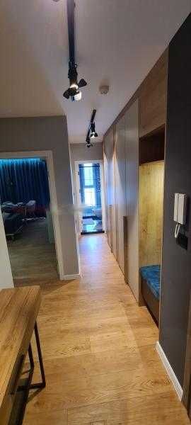 Дава се под наем Двустаен апартамент в Бургас, Център - 56 кв.м за 714 € - Снимка #11