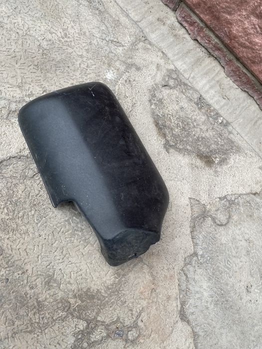 Продам накладку на гольф и венто!