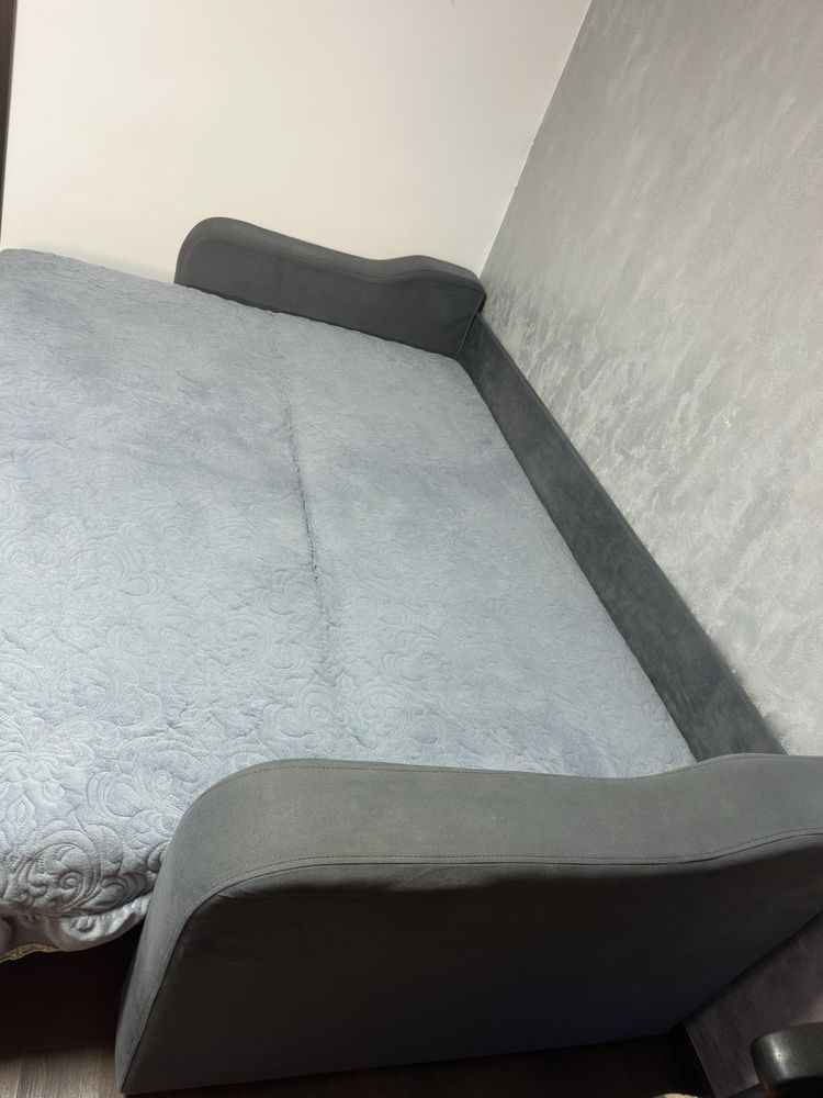 Vând CANAPEA extensibilă!