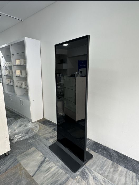 Интерактивный инфокиоск 43", FullHD, Android, антивандальное стекло