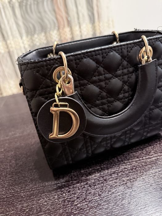 Официална дамска чанта