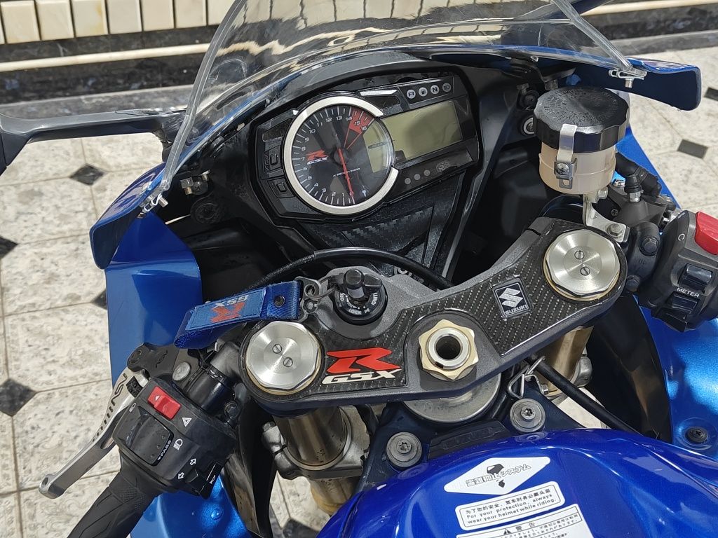 Suzuki GSX-R 750