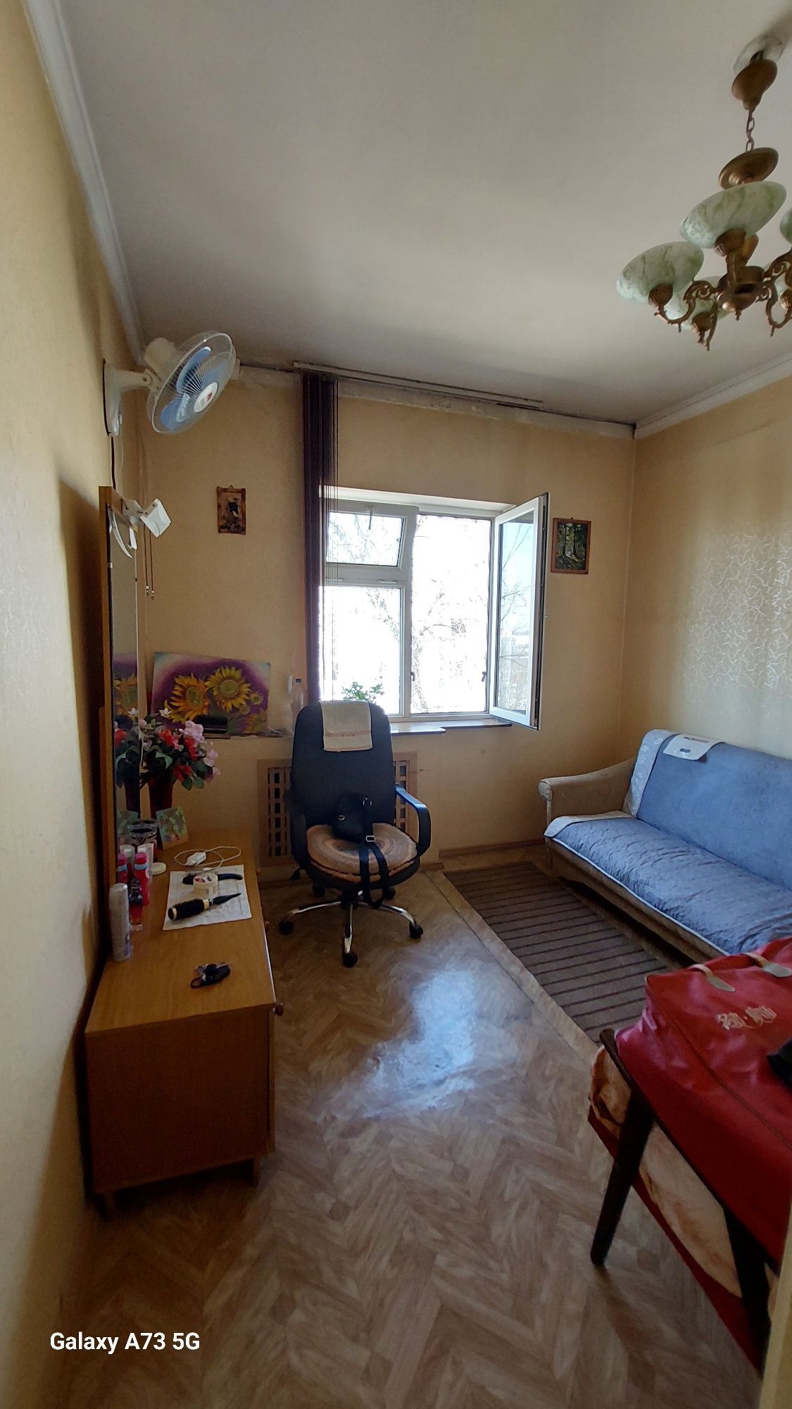 3/5/5. Сергели-4. Квартира 78 м², дом панельный. Метро 600 м.