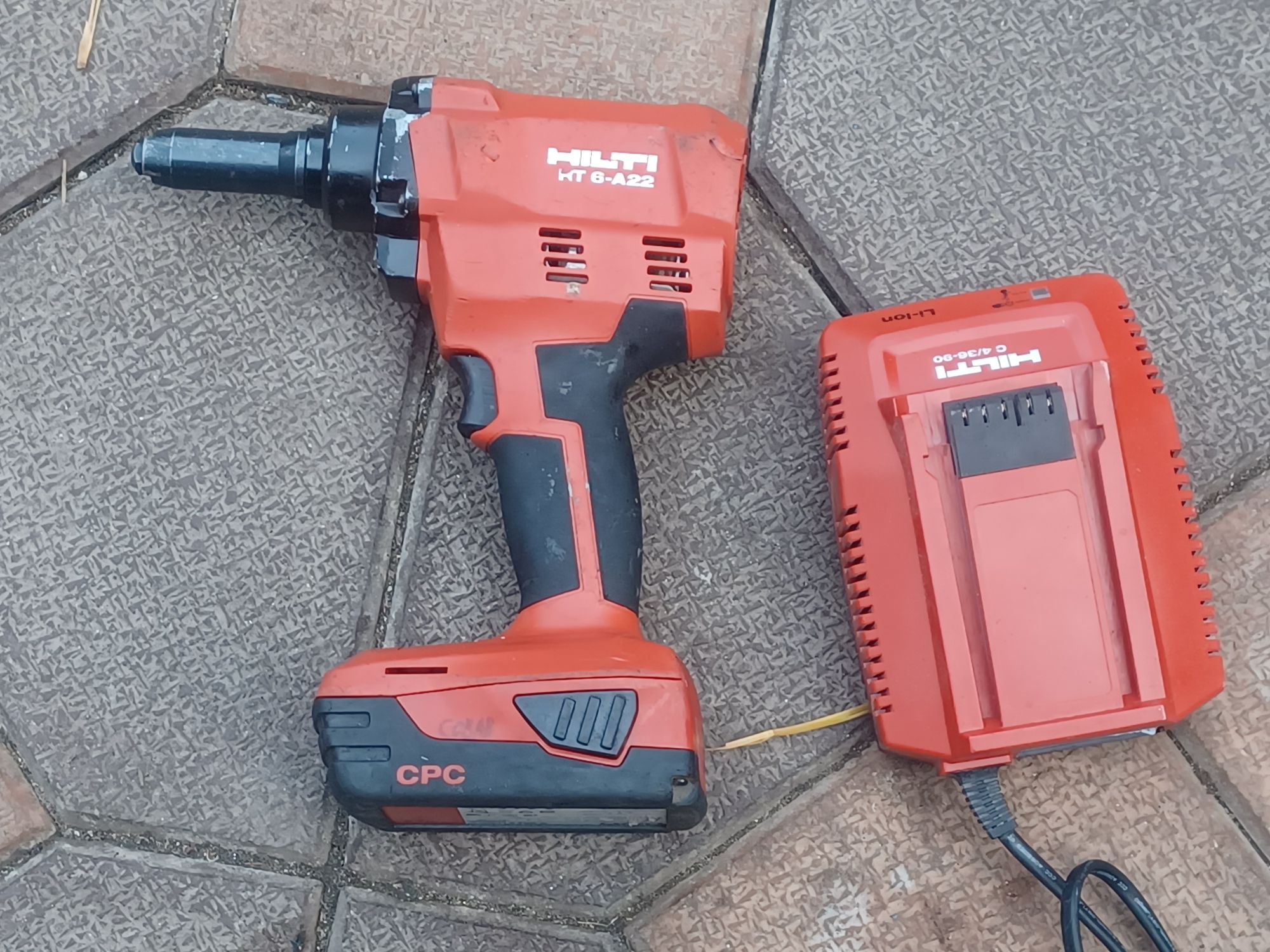 Pistol de popnituri   HILTI  RT 6-A22