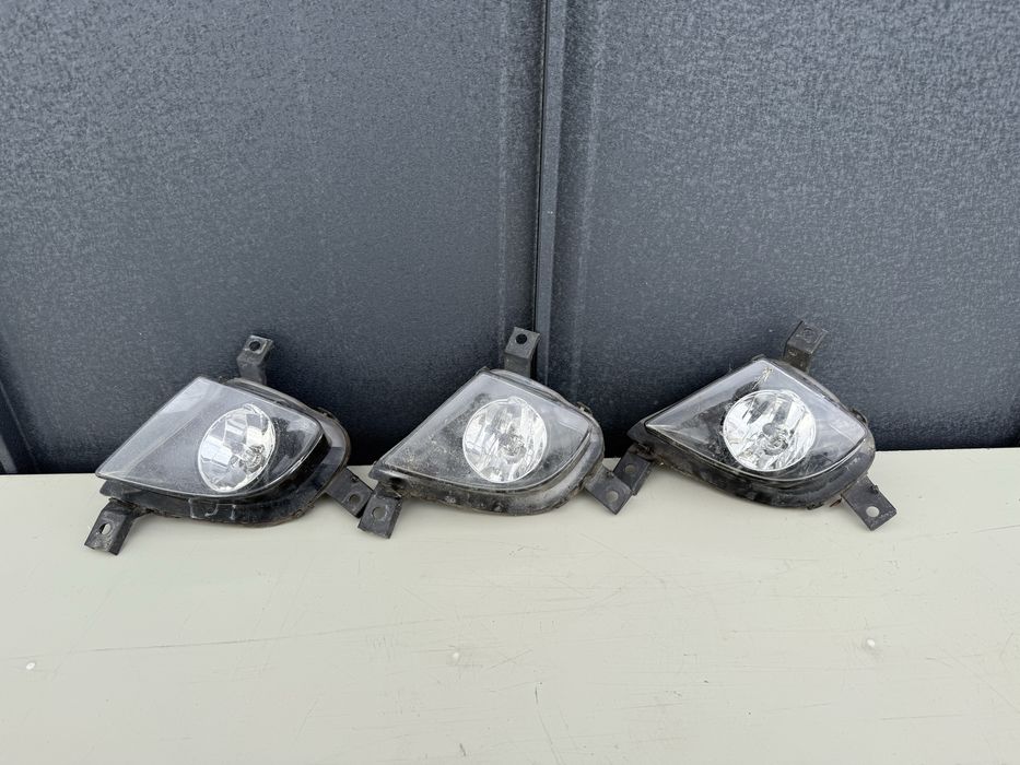 Proiector grila bara bmw seria 3 e90  lci stanga dreapta