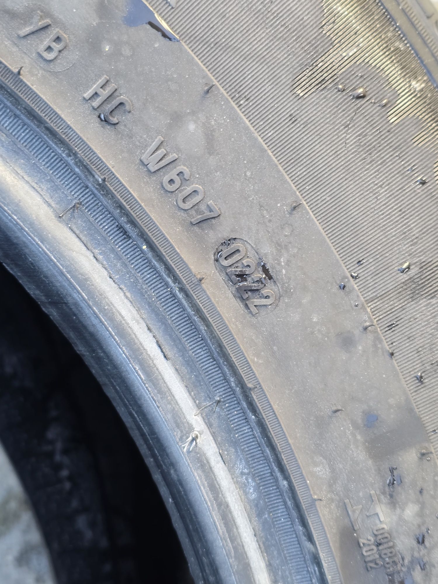 225 65 16c Pirelli