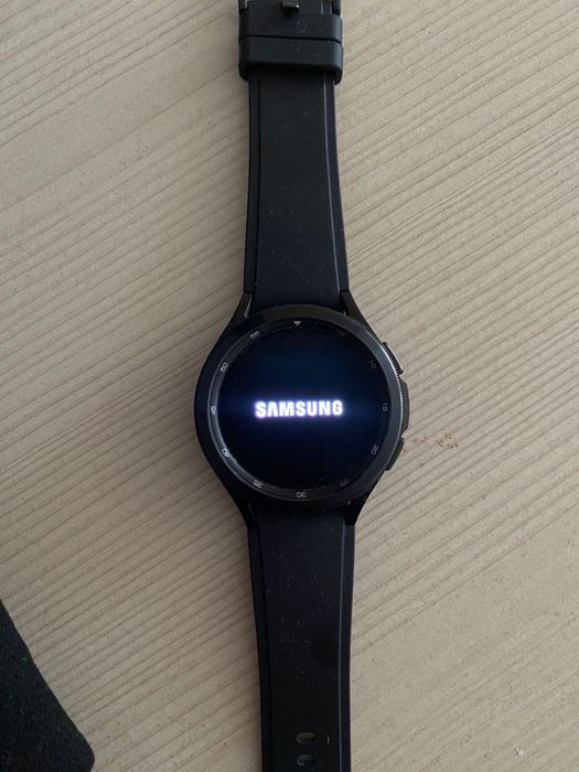 Смарт-часы Samsung