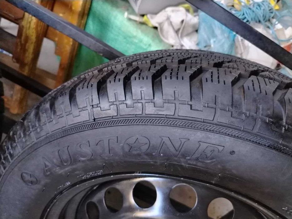 Шины новые зимние 15 с диском вместе комплект 2 шт на Кобальт, Оникс