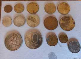 Стари левови банкноти и монети