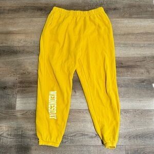 Call Her Daddy мърч разпродажба