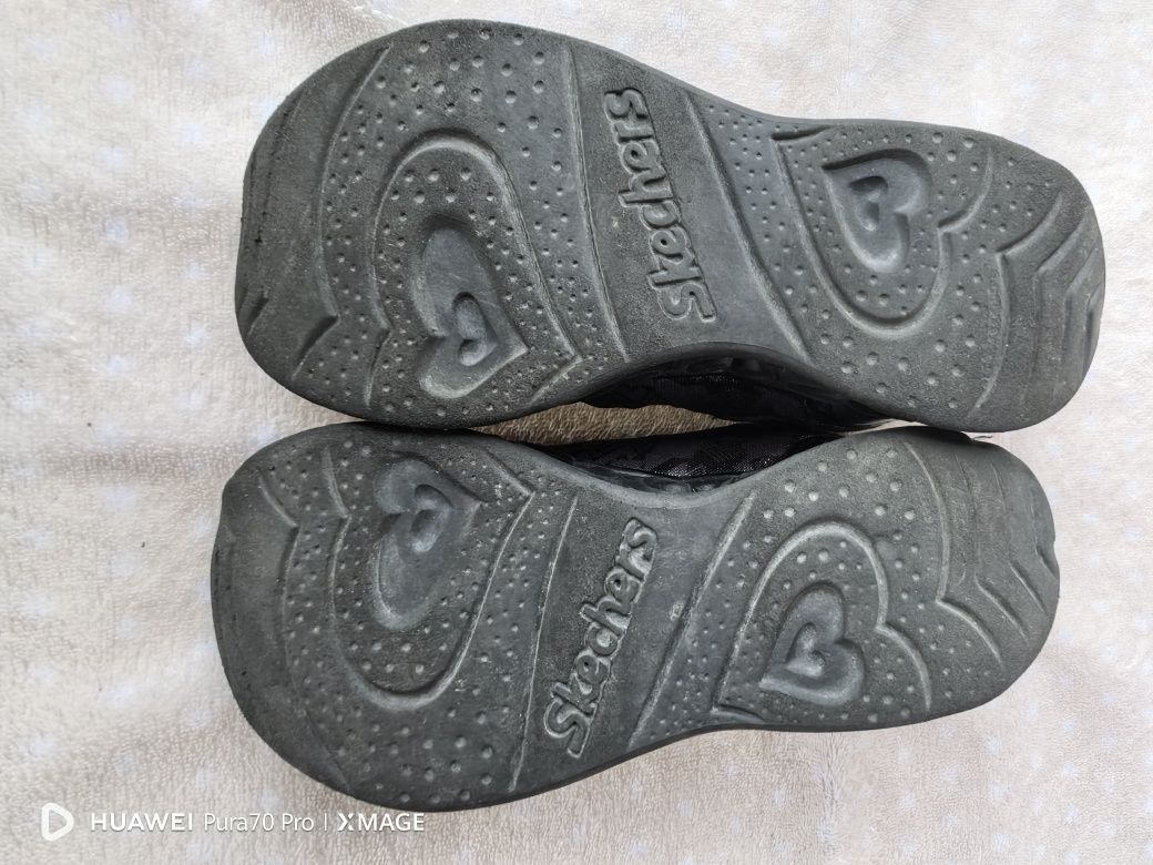 Страхотни детски маратонки skechers за момиче номер 28 стелка 17.5см