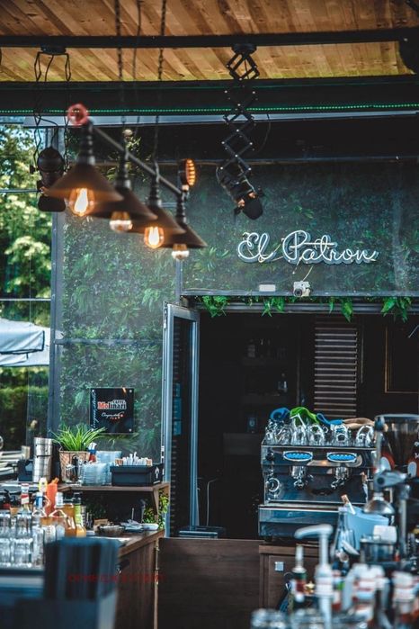 Продава се Заведение в Димитровград - 568 кв.м за 661 €/кв.м - Снимка #2