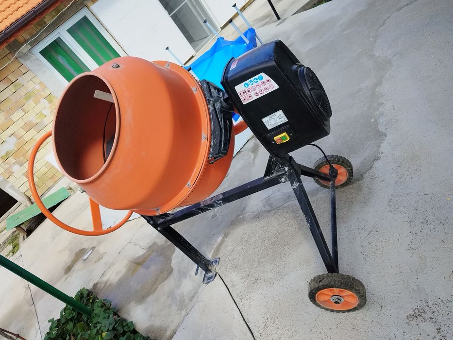 Бетонобъркачка 195 литра