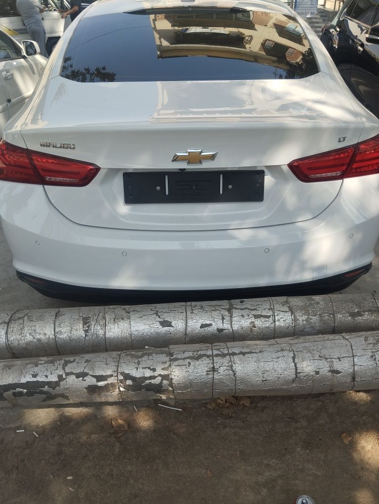 Malibu 2 2.4 sotiladi