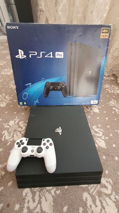 Playstation 4 pro с гарантией (4k , HDR)