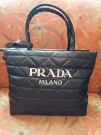 Geanta neagra prada