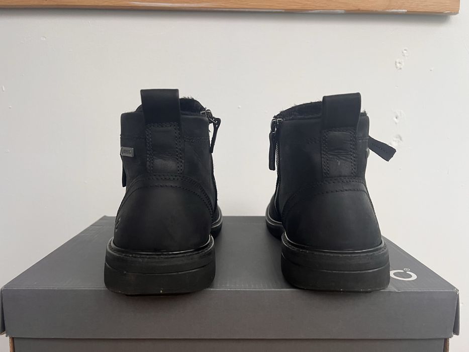 Ghete din piele ECCO