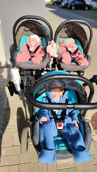 Se vinde cărucior pentru tripleți 3 in 1