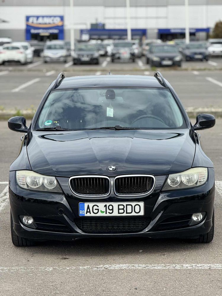 Vând Bmw E91 , 318D , 2009