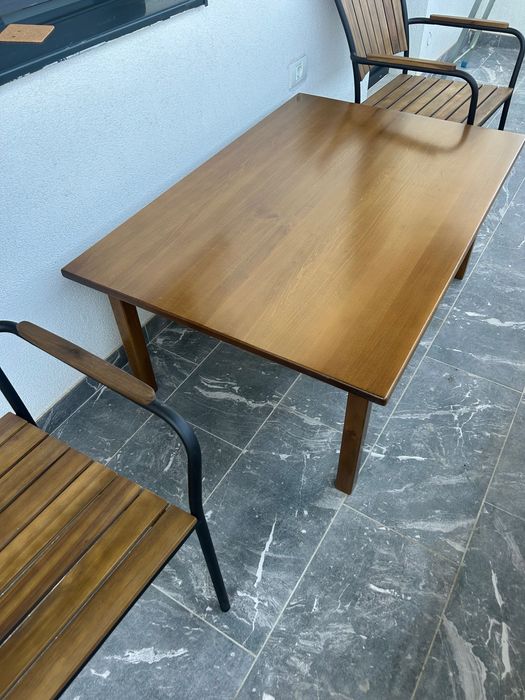 Vând masă  1500x800