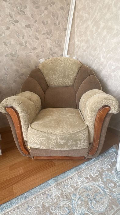 Продам б/у мебель в хорошем состоянии