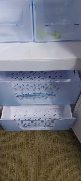 Холодильник Бирюса