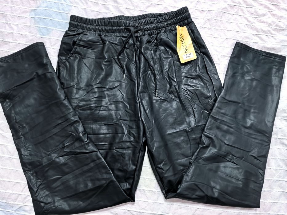 Pantaloni piele plusati mărimea XL