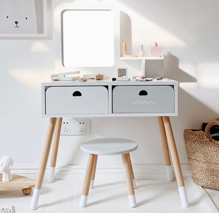 Туалетный столик детский , косметический для девочек