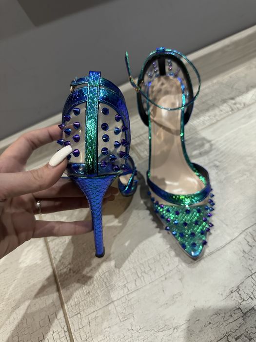 Обувки на ток