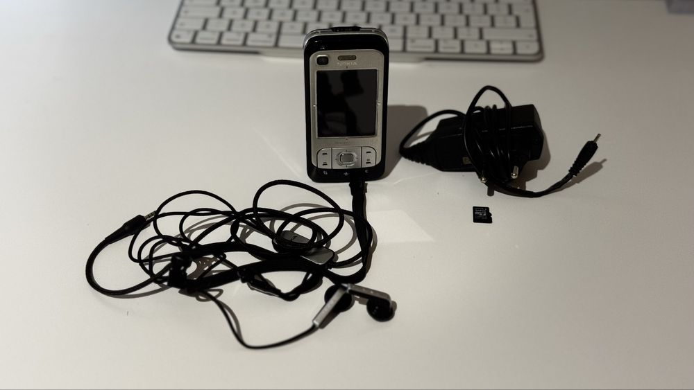 Nokia 6110 Navigator – Telefon clasic cu GPS dedicat