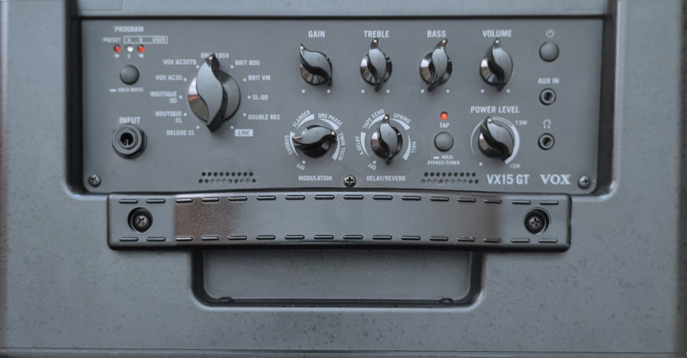 Усилвател VOX VX15GT