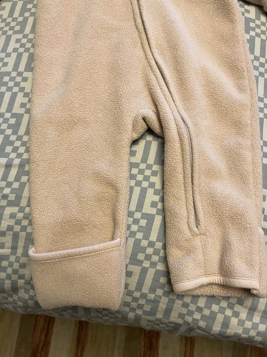 Salopeta bebelus moale H&M.