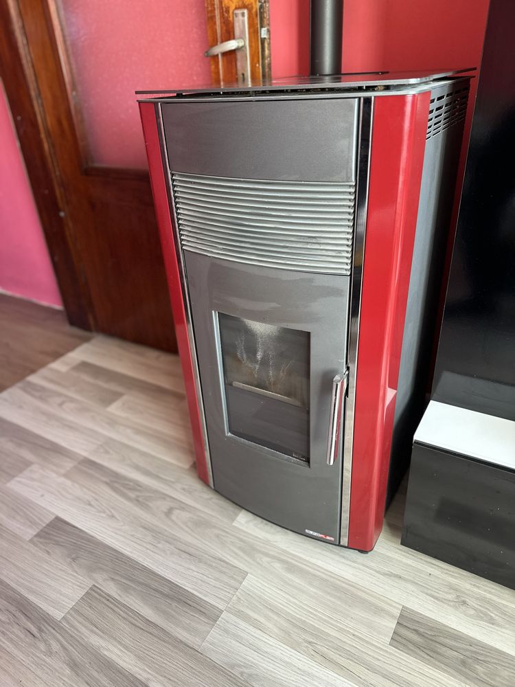 Пелетна камина суха  8 KW