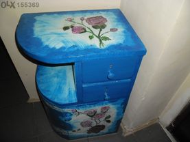 Ръчно декорирани шкафчета