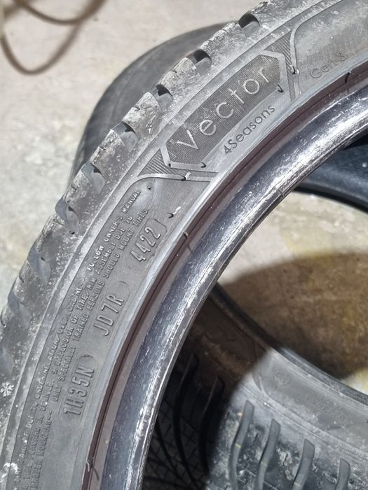 2 x Anvelope Allseason 225/40/R18 92Y Goodyear Vector Gen-3  DOT 2022