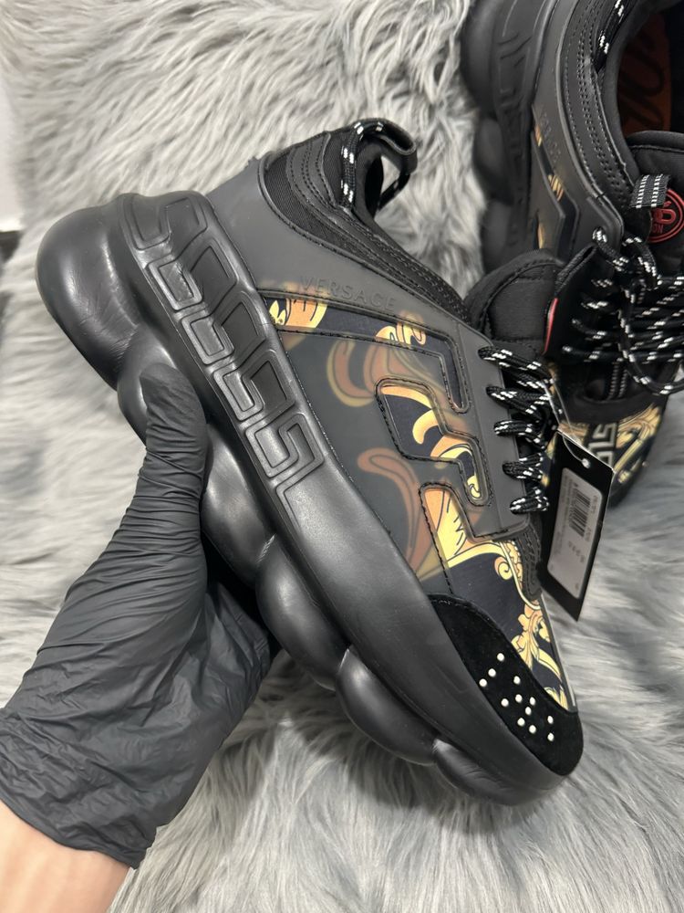 40-44 Versace Chain Reaction gold