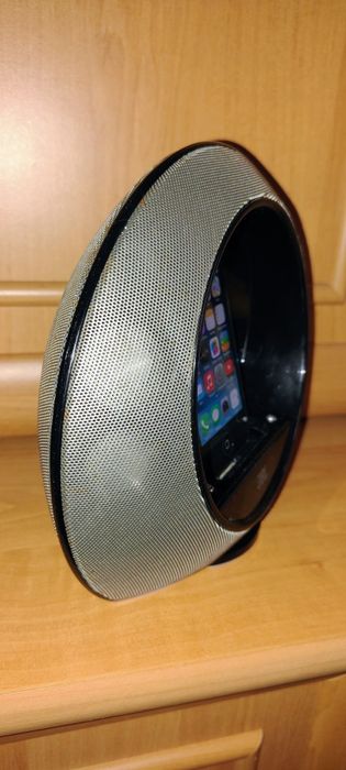 JBL boxa dockstation