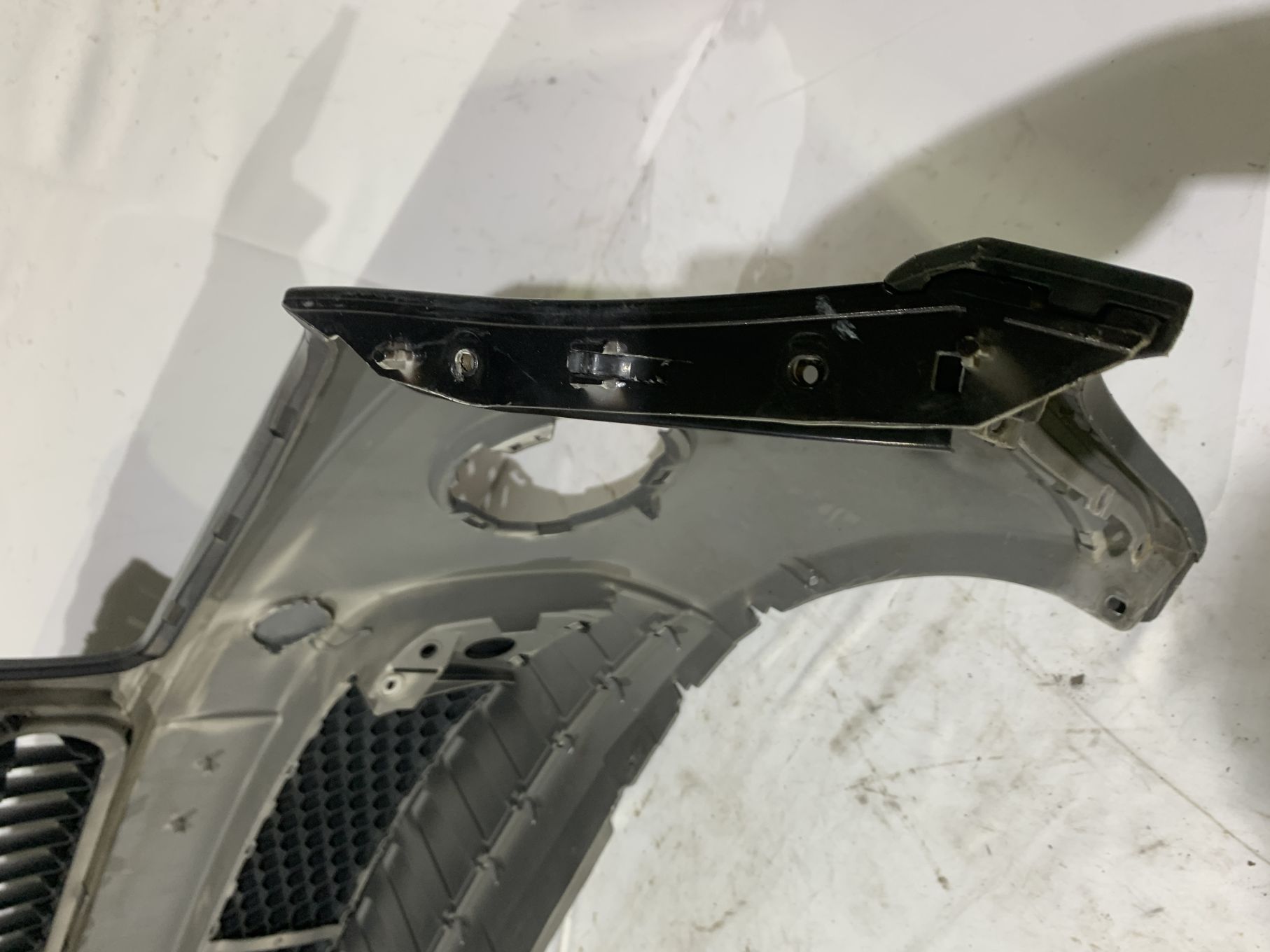 Bara fata Skoda Fabia 2 Scout, facelift, 2010, 2011, 2012, 2013, cod origine OE 5J0807221M.