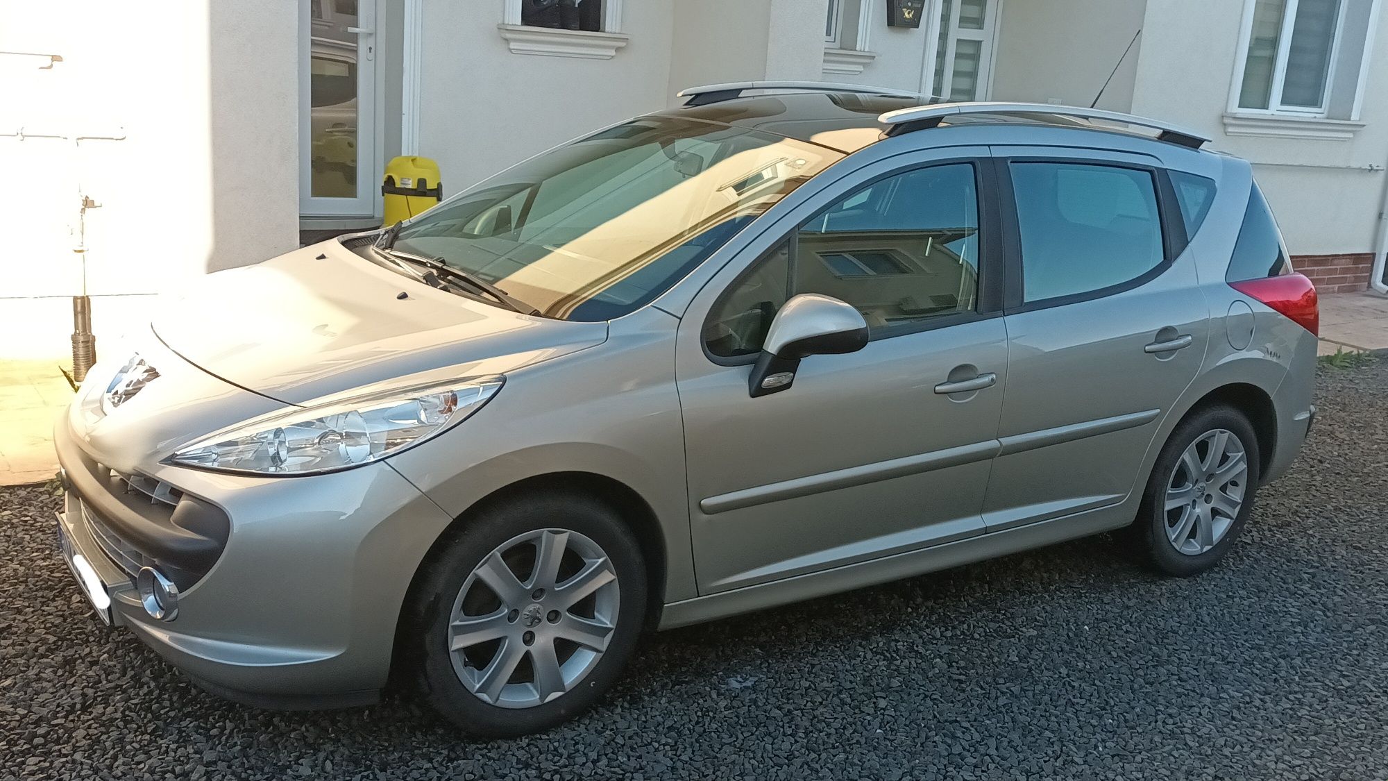 Peugeot 207 SW 1.6 hdi panoramic 2008 foarte întreținută