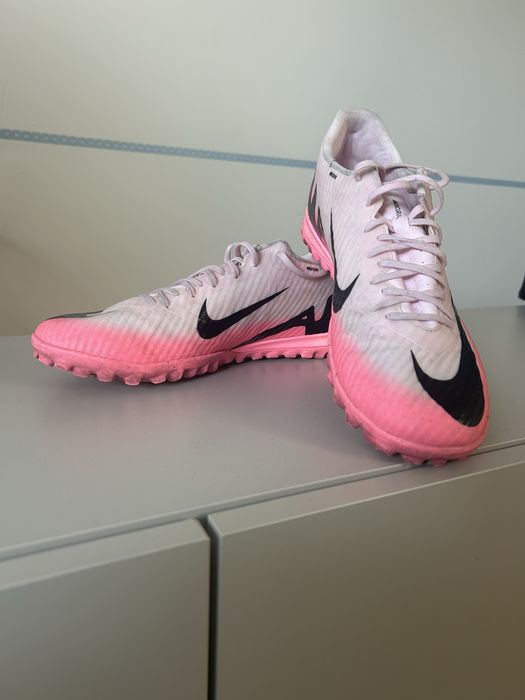 Футболни обувки Nike Mercurial 44