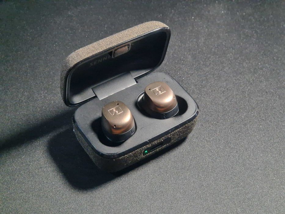 casti sennheiser momentum true wireless 4 black copper + btd 600