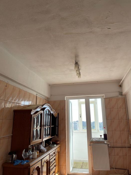 Apartament 2 camere VAND URGENT!