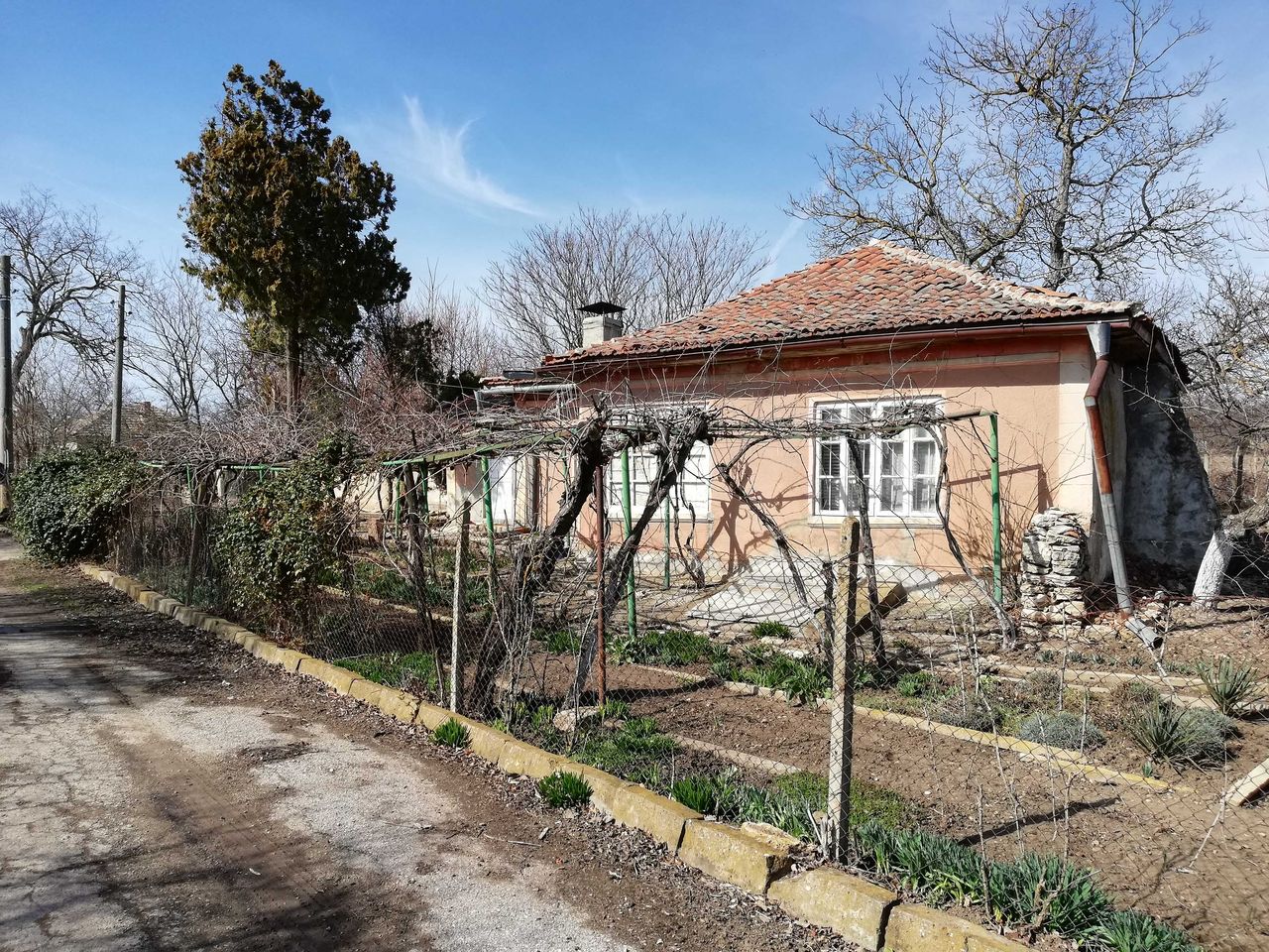 Продава се Къща в с. Белгун, Област Добрич - 80 кв.м за 217 €/кв.м - Снимка #1