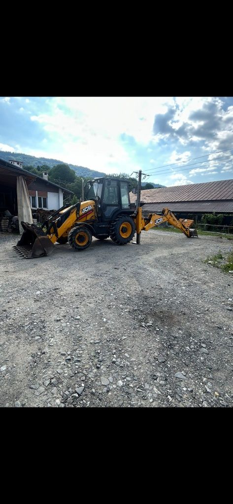 Buldoexcavator jcb