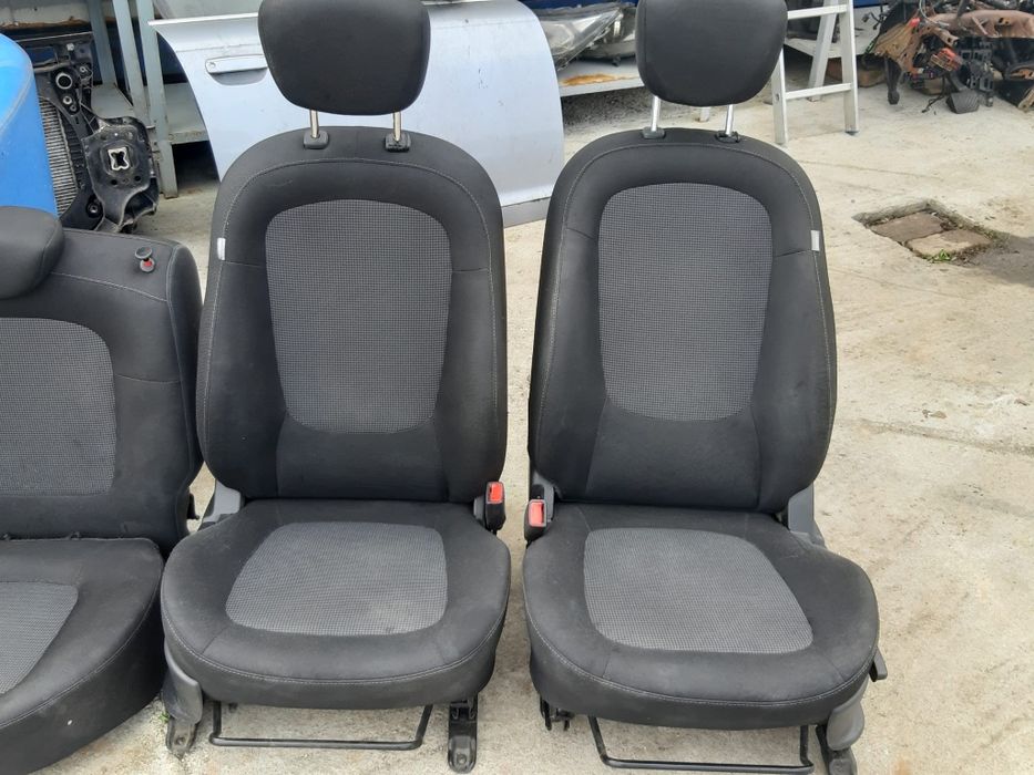 Scaune banchete Hyundai i 20