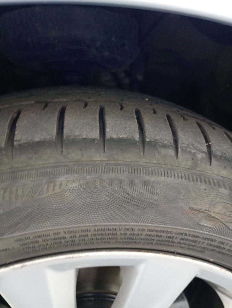 Гуми Falken 205 55 16  летни 4 броя