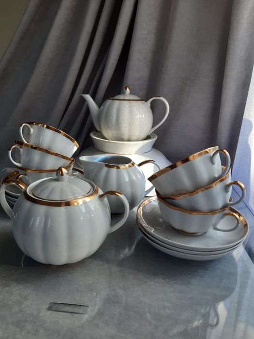 Фарфоровый сервиз