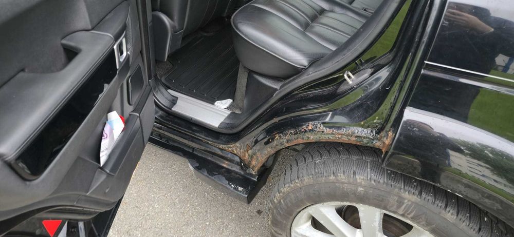 Land ROver Range Rover l322 supercharged 4.2i avariat sa rate prin tbi