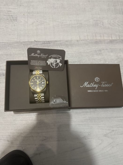 Vând ceas Mathey Tissot H1810- NOU, in cutie cu documente!